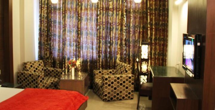 Namaskar Residency Hotel Amritsar Buitenkant foto